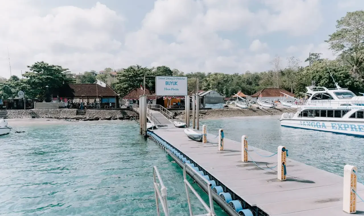 Fast Boat to Nusa Penida – Routes, Timings, and What to Expect